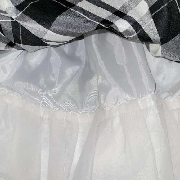 π Gymboree Holiday Black White Plaid Dress W/Red Bow Crinoline 5T - Picture 3 of 7
